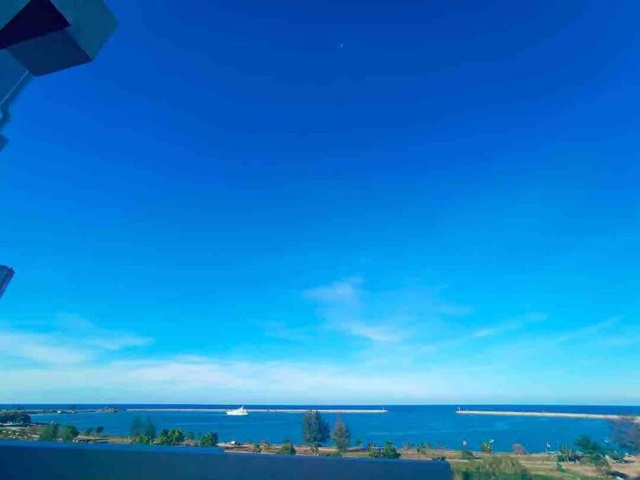 Kt City Homestay With 4 Bedrooms And Pool Kuala Terengganu Ngoại thất bức ảnh